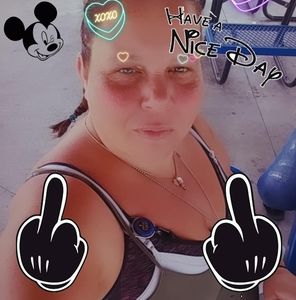 Meet your Posher, Robin